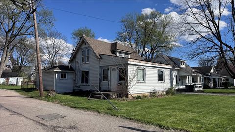 Photo of 831 S Market Street, Troy, OH 45373 (MLS # 957408)