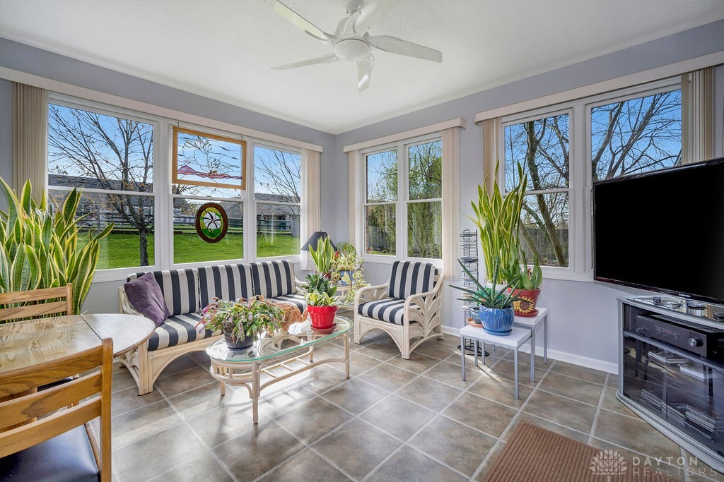 1668 Nichole Court, Hamilton, Ohio image 3