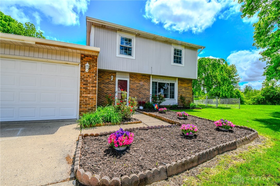 1015 Brookwood Court, Fairborn, Ohio image 40