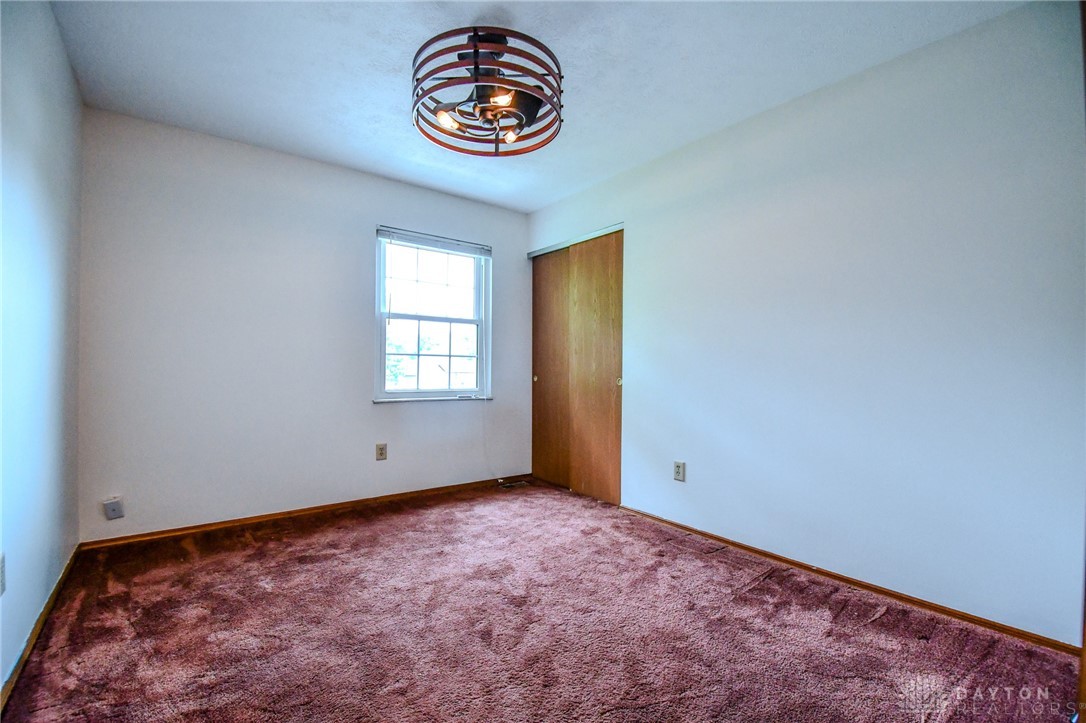 1015 Brookwood Court, Fairborn, Ohio image 29