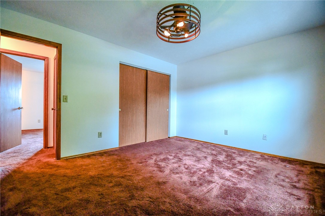 1015 Brookwood Court, Fairborn, Ohio image 32
