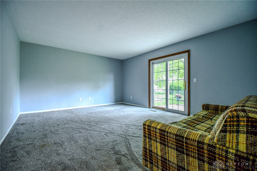 1015 Brookwood Court, Fairborn, Ohio image 19
