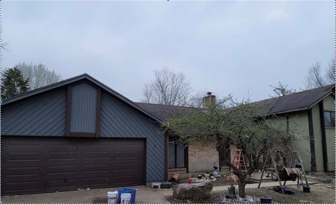 Photo of 1045 W State Route 73, Clearcreek Twp, OH 45066 (MLS # 953890)