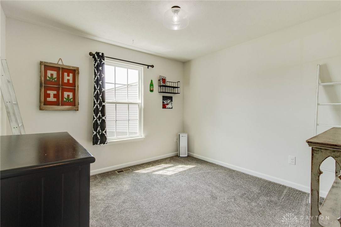 256 Regatta Park Drive, Fairborn, Ohio image 16
