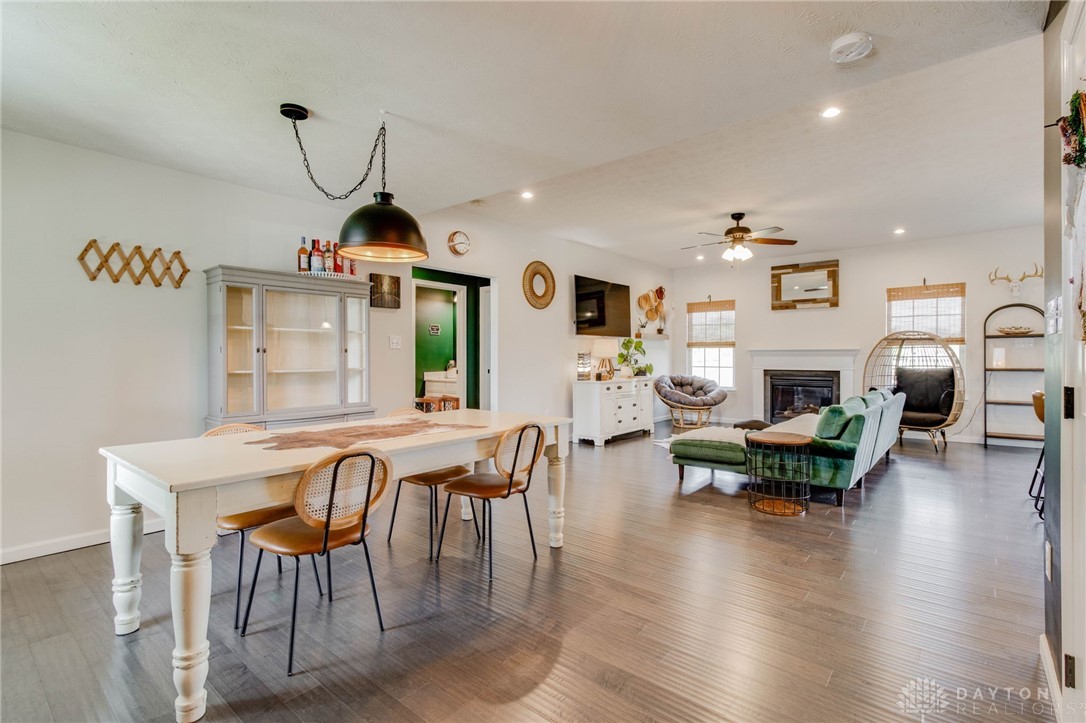 256 Regatta Park Drive, Fairborn, Ohio image 3