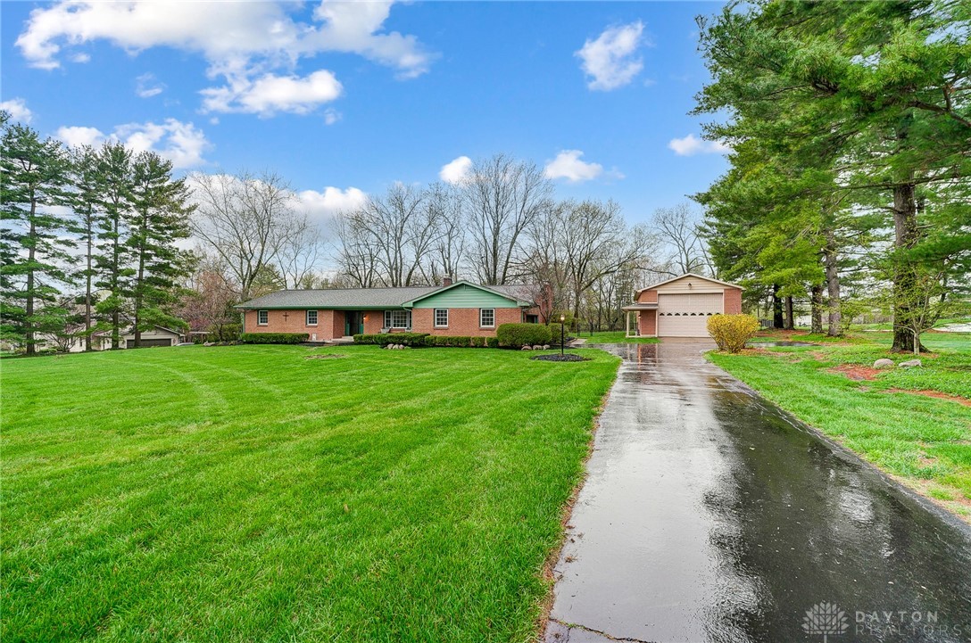7633 Horizon Hill Drive, Springboro, Ohio image 2