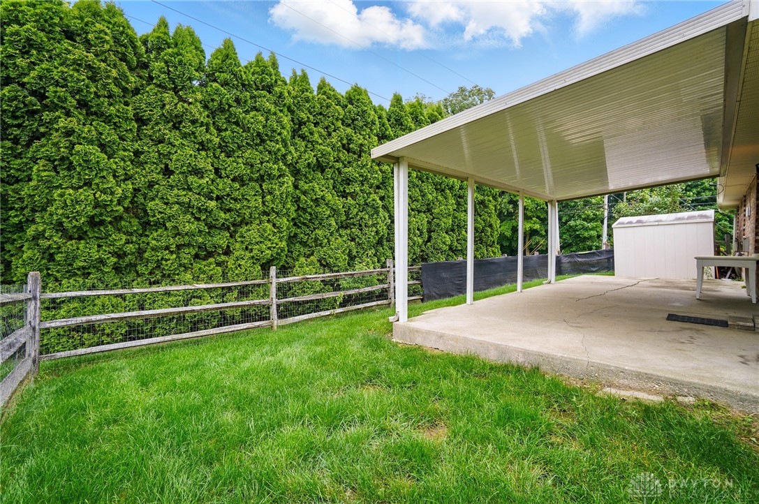 865 Willow Creek Way, Troy, Ohio image 47