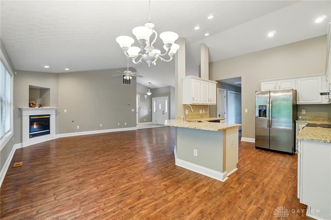 865 Willow Creek Way, Troy, Ohio image 16