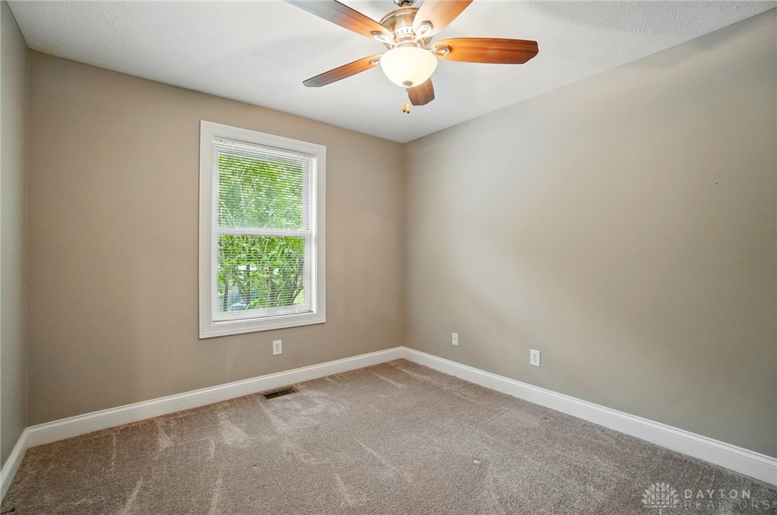 865 Willow Creek Way, Troy, Ohio image 35