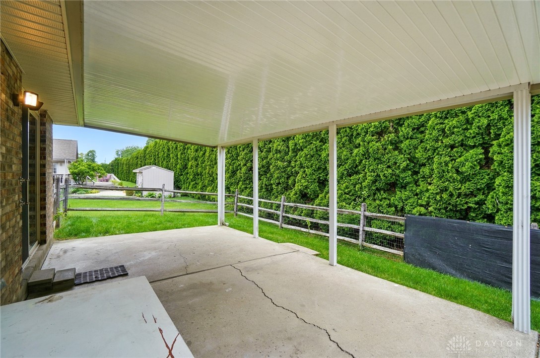 865 Willow Creek Way, Troy, Ohio image 49