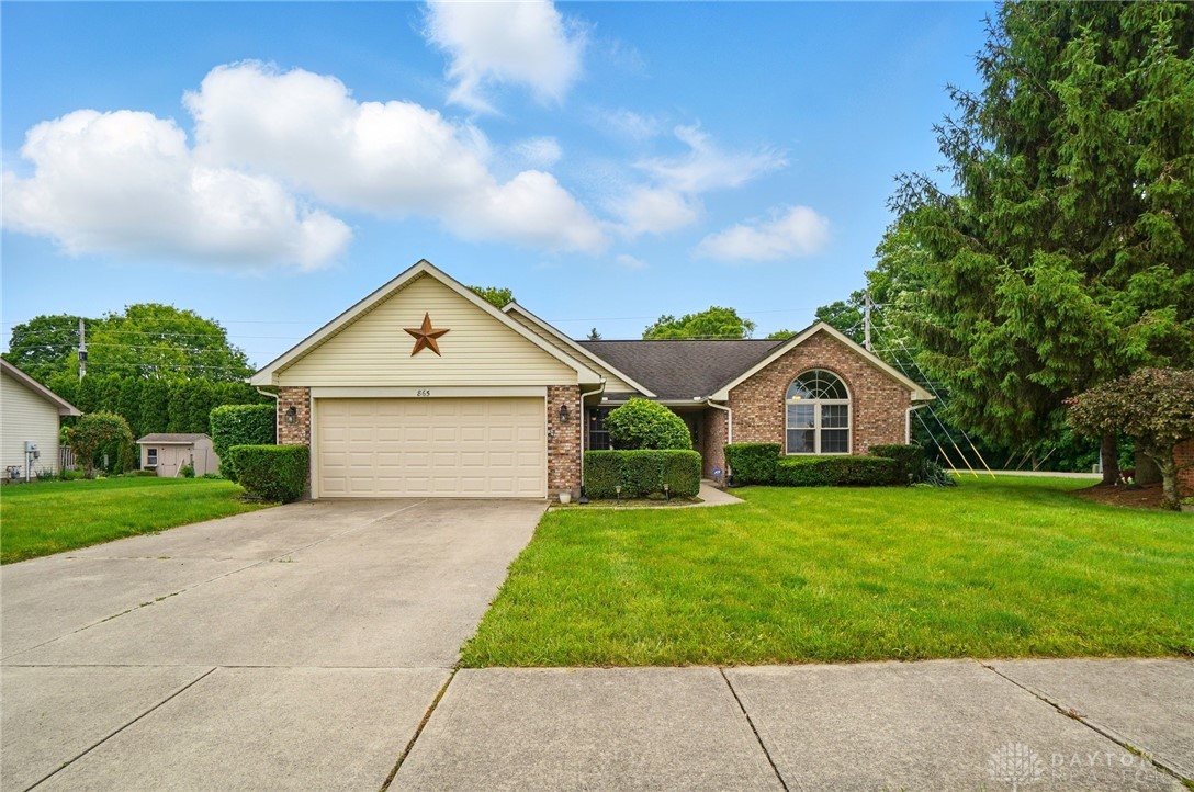 865 Willow Creek Way, Troy, Ohio image 3