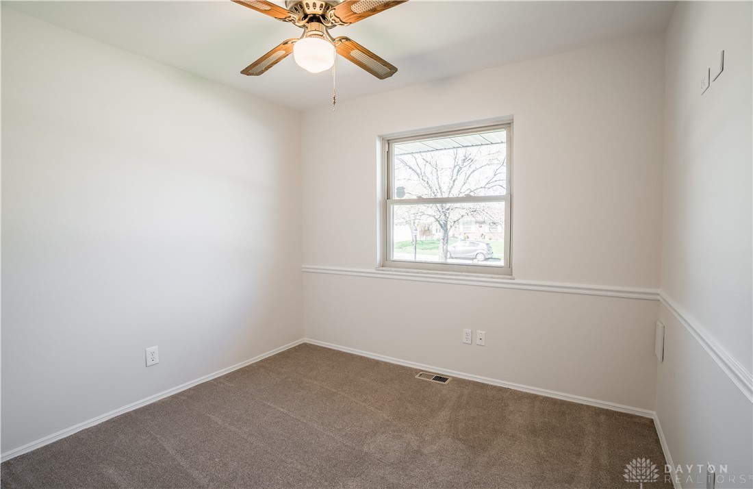 758 Cransberry Drive, Dayton, Ohio image 8