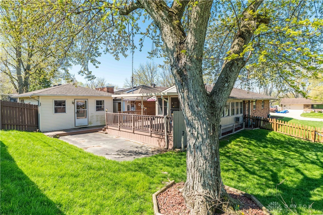 758 Cransberry Drive, Dayton, Ohio image 5