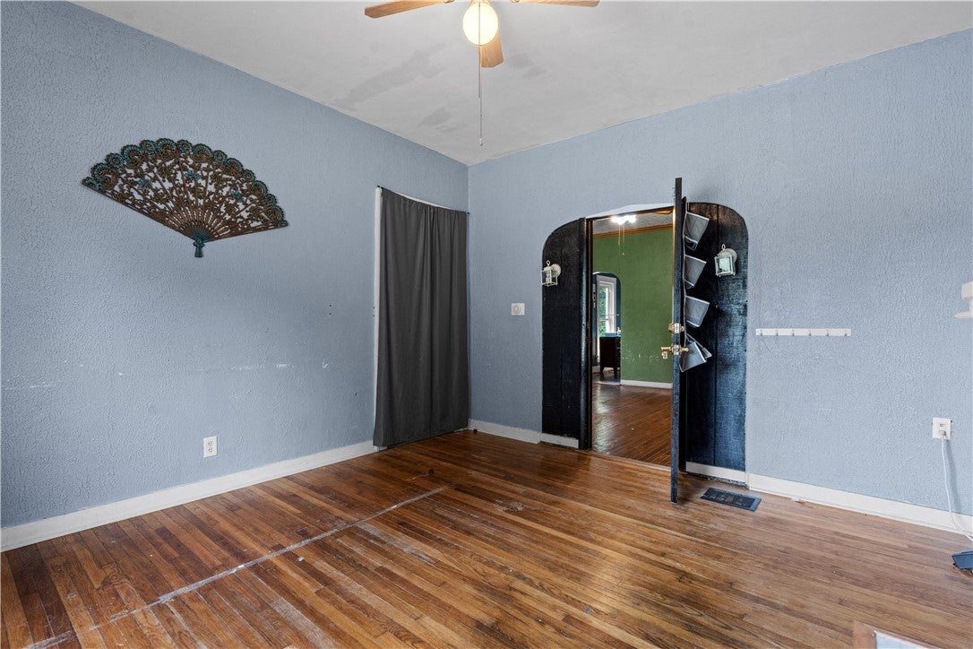 1217 W Mulberry Street