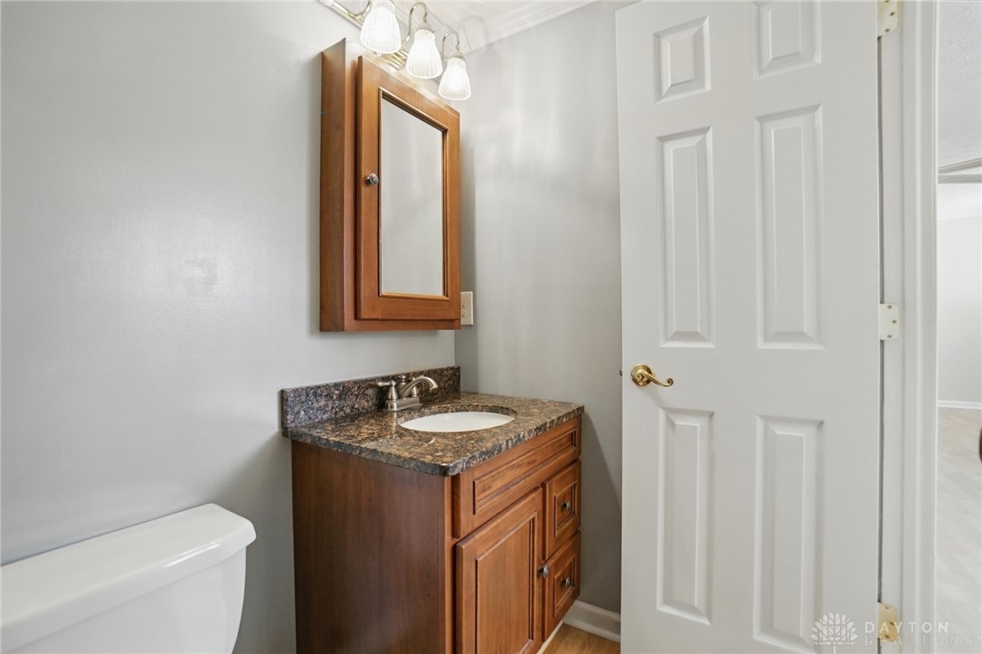 11651 Montvale Drive, Colerain Township, Ohio image 27