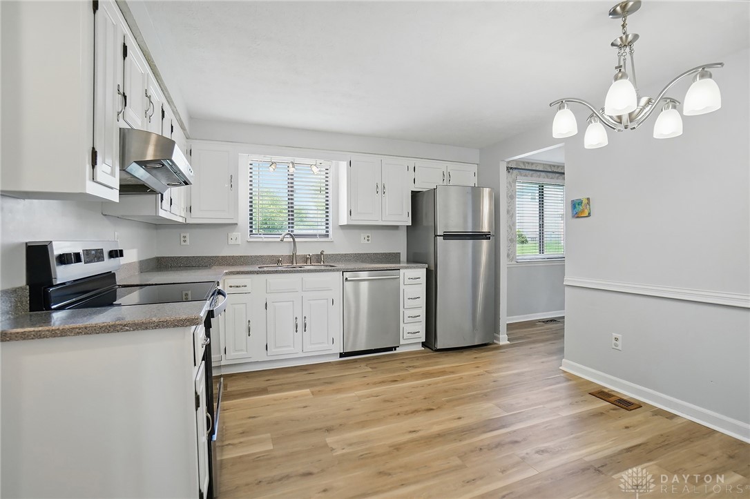 11651 Montvale Drive, Colerain Township, Ohio image 14