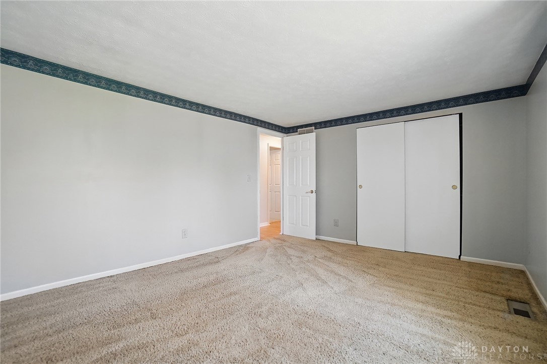 11651 Montvale Drive, Colerain Township, Ohio image 38