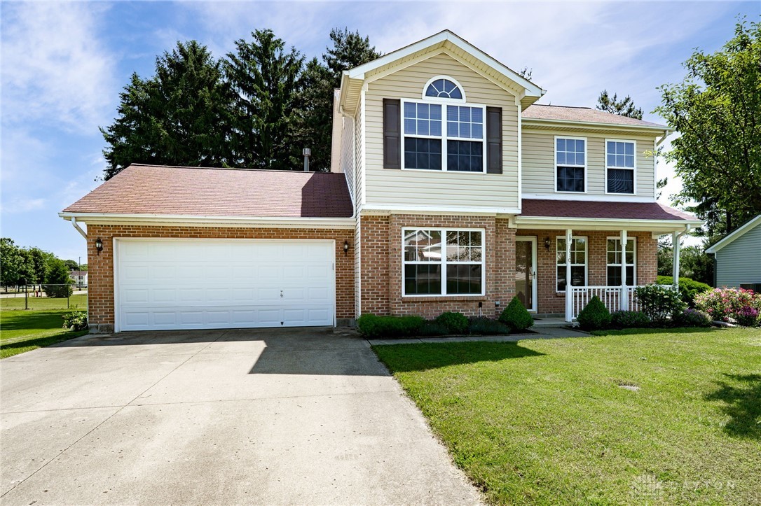 110 Parkview Drive, New Lebanon, Ohio image 1
