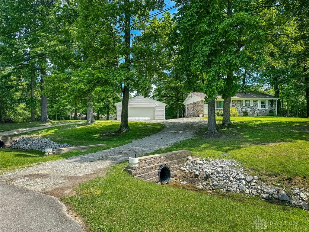 291 Schlitz Drive, Fayetteville, Ohio image 3