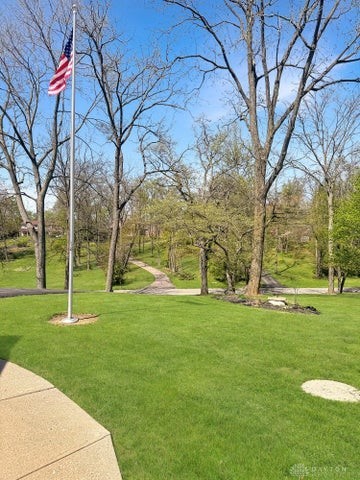 4159 Briarwood Drive, Urbana, Ohio image 9
