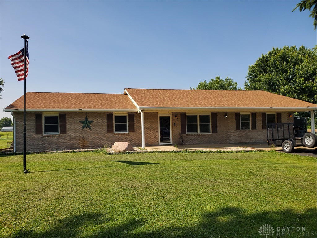 1261 Dusty Lane, West Alexandria, Ohio image 1