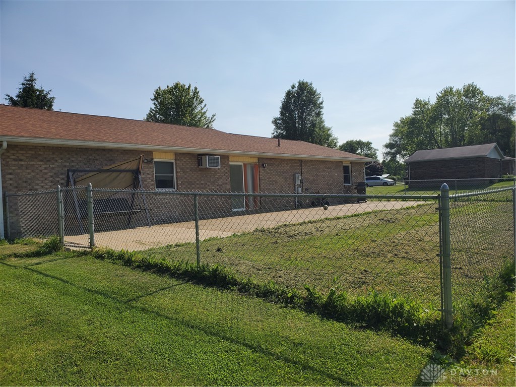 1261 Dusty Lane, West Alexandria, Ohio image 17
