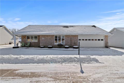 Photo for 943 E Lawn Avenue 24
