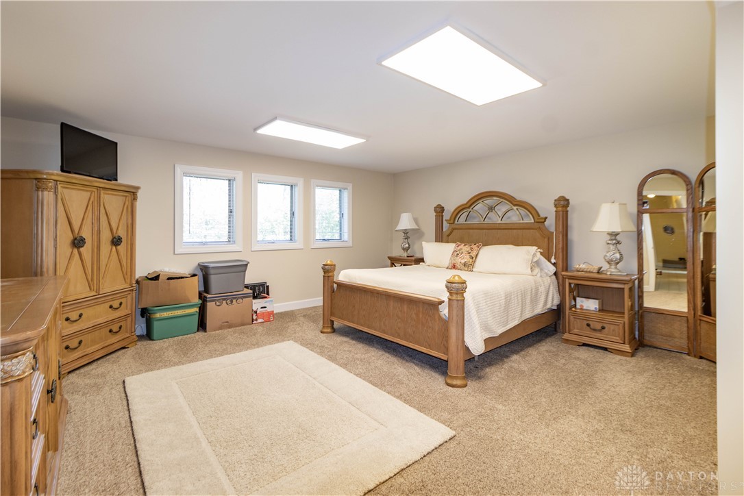 635 Windy St, Hamilton, Ohio image 25