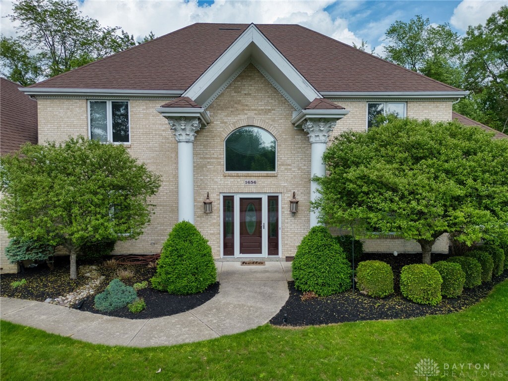 1656 Fox Trail, Bellbrook, Ohio image 2