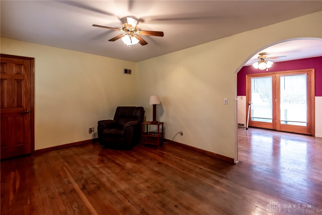 800 Florence Avenue, Loveland, Ohio image 3