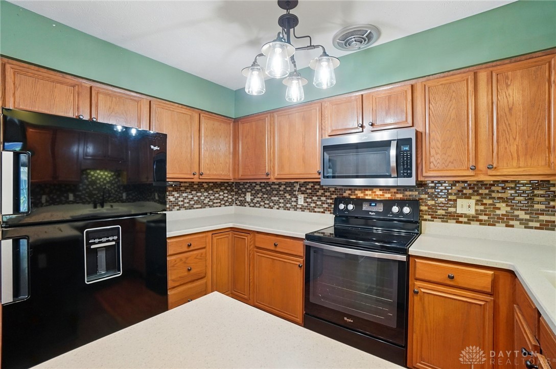 810 Brendle Trace, Springfield, Ohio image 10
