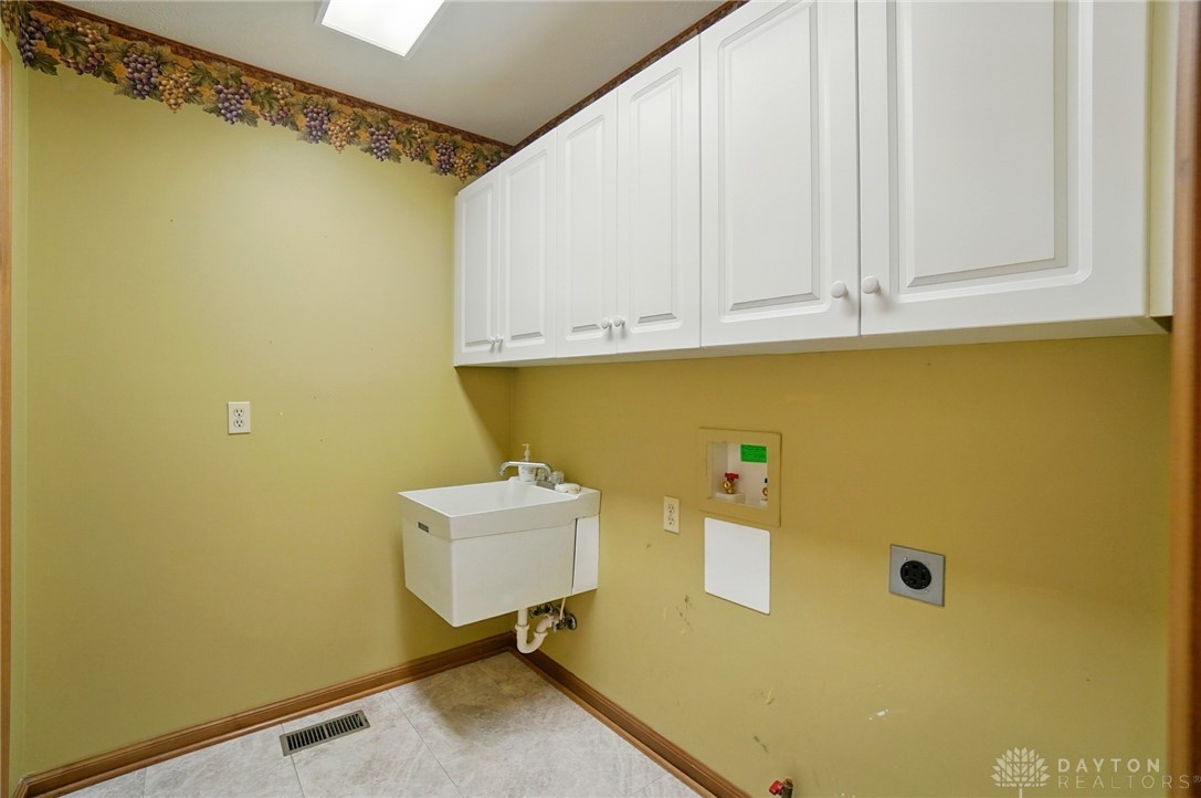 810 Brendle Trace, Springfield, Ohio image 28