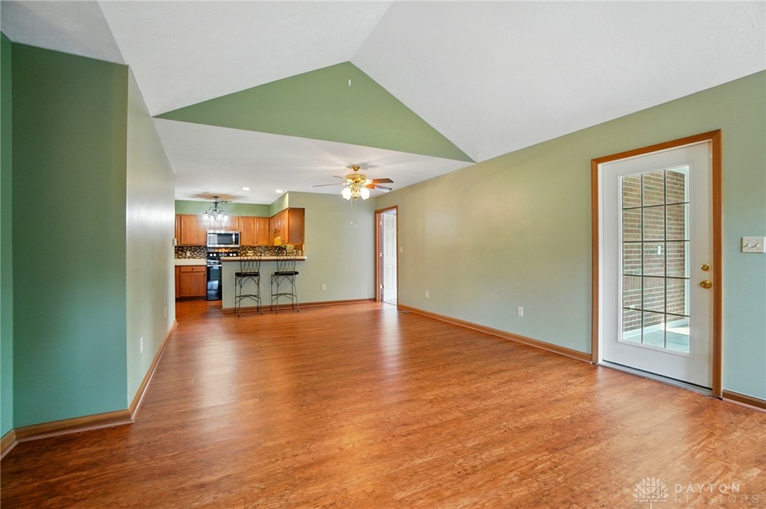 810 Brendle Trace, Springfield, Ohio image 6