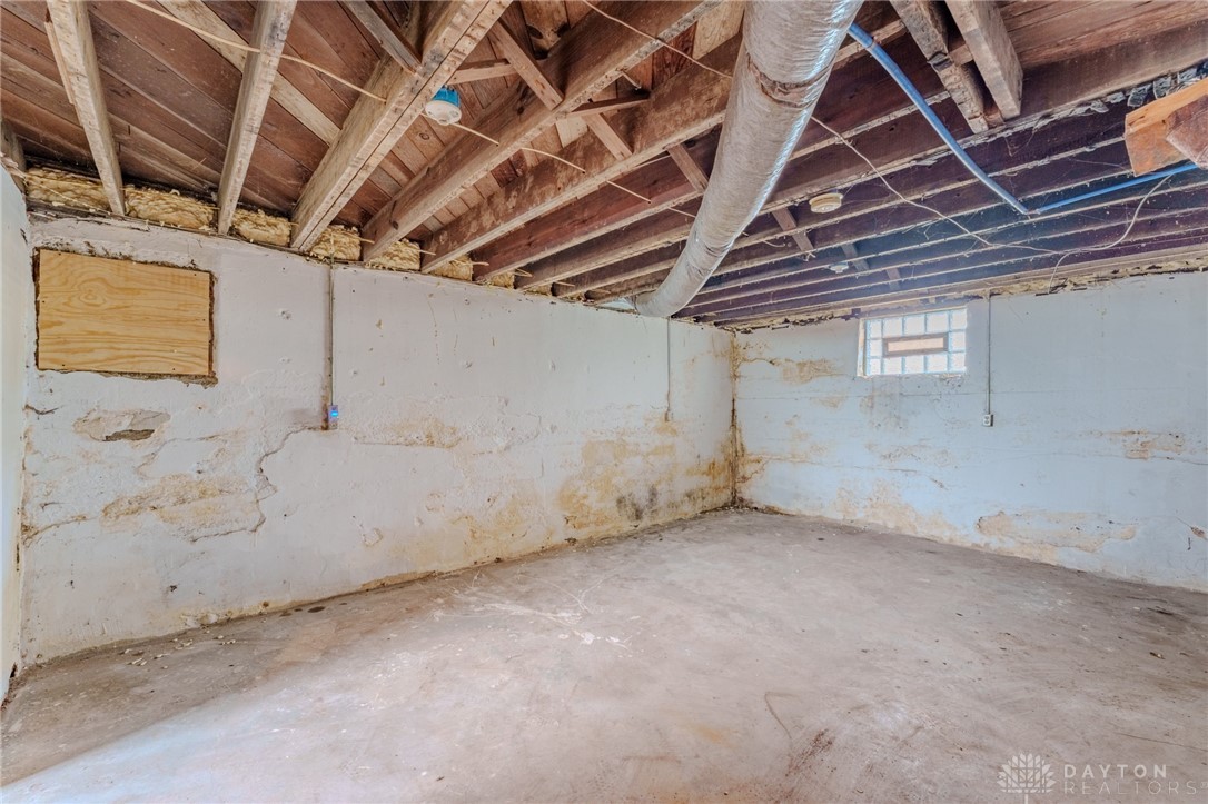 1307 S Limestone Street, Springfield, Ohio image 13