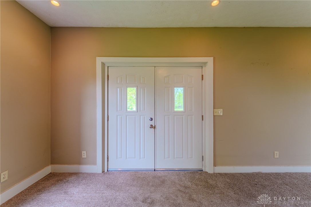 1307 S Limestone Street, Springfield, Ohio image 16