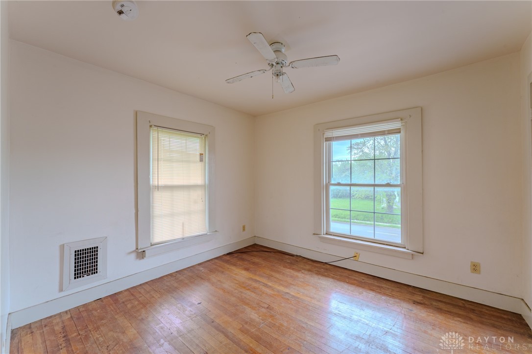1307 S Limestone Street, Springfield, Ohio image 33