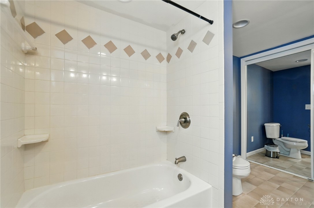 11124 Knoxville Road, Mechanicsburg, Ohio image 30
