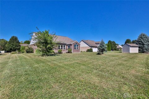 Tiny photo for 1354 Alexander Drive, Hamilton, OH 45013 (MLS # 945301)