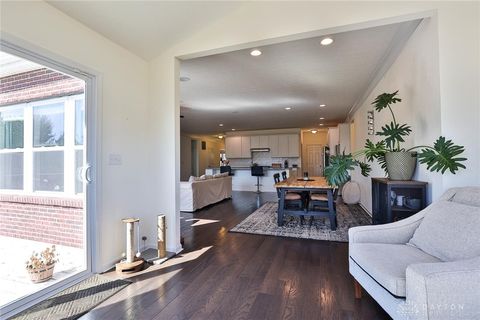 Tiny photo for 1354 Alexander Drive, Hamilton, OH 45013 (MLS # 945301)