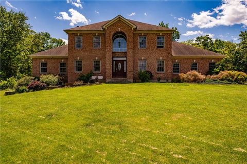 Photo of 4715 Todds Fork Drive, Morrow, OH 45152 (MLS # 958887)