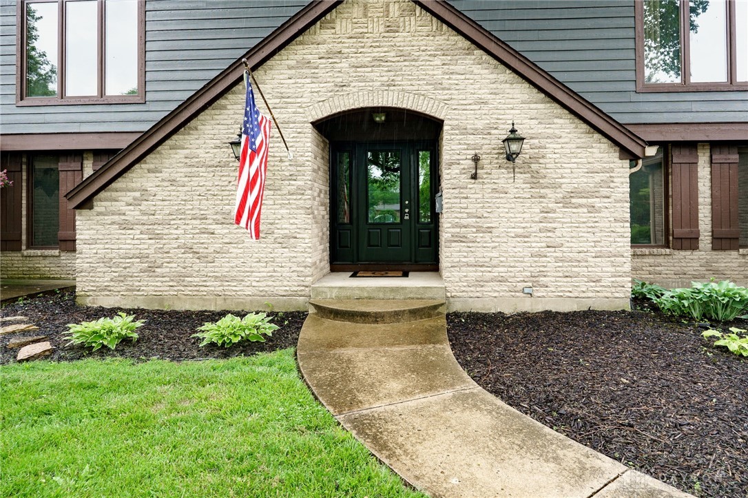 1077 Pine Meadow Terrace, Dayton, Ohio image 6