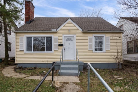 Photo for 120 Pointview Avenue