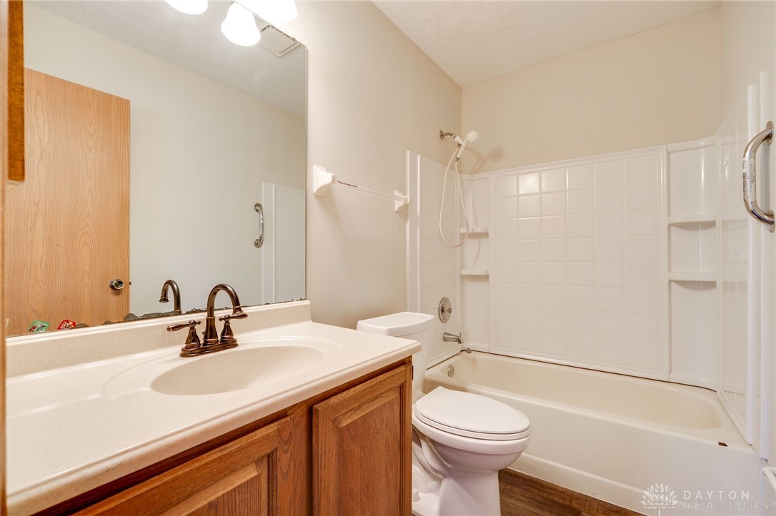 631 Kyle Lane, Fairborn, Ohio image 23