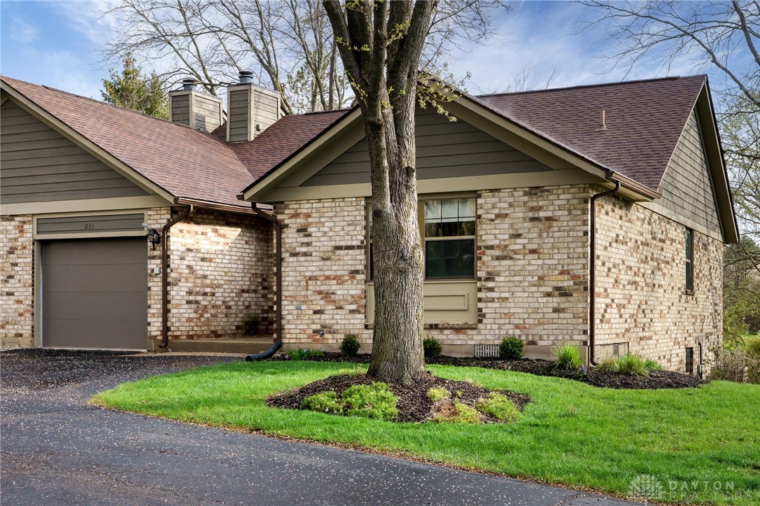 631 Kyle Lane, Fairborn, Ohio image 3