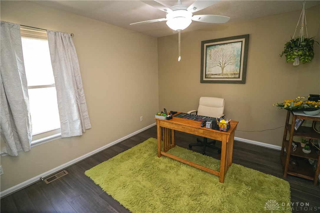 1331 Peregrine Way, Hamilton, Ohio image 22