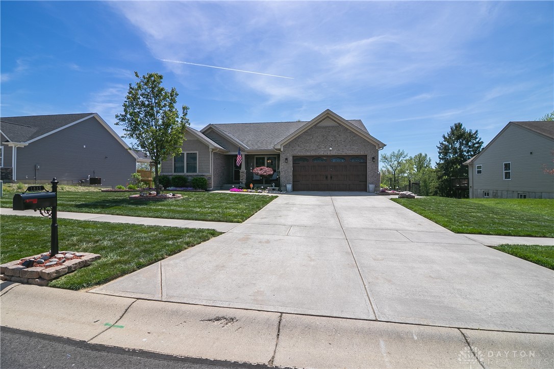 1331 Peregrine Way, Hamilton, Ohio image 1