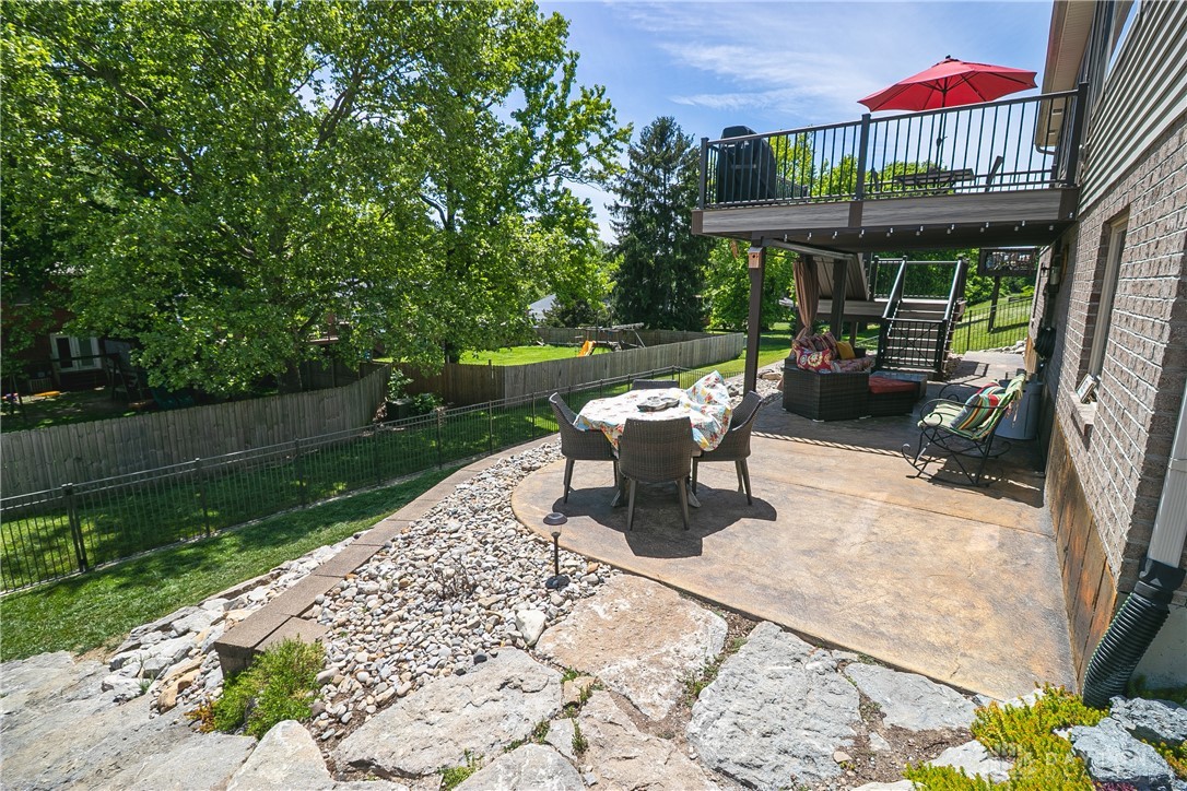 1331 Peregrine Way, Hamilton, Ohio image 40