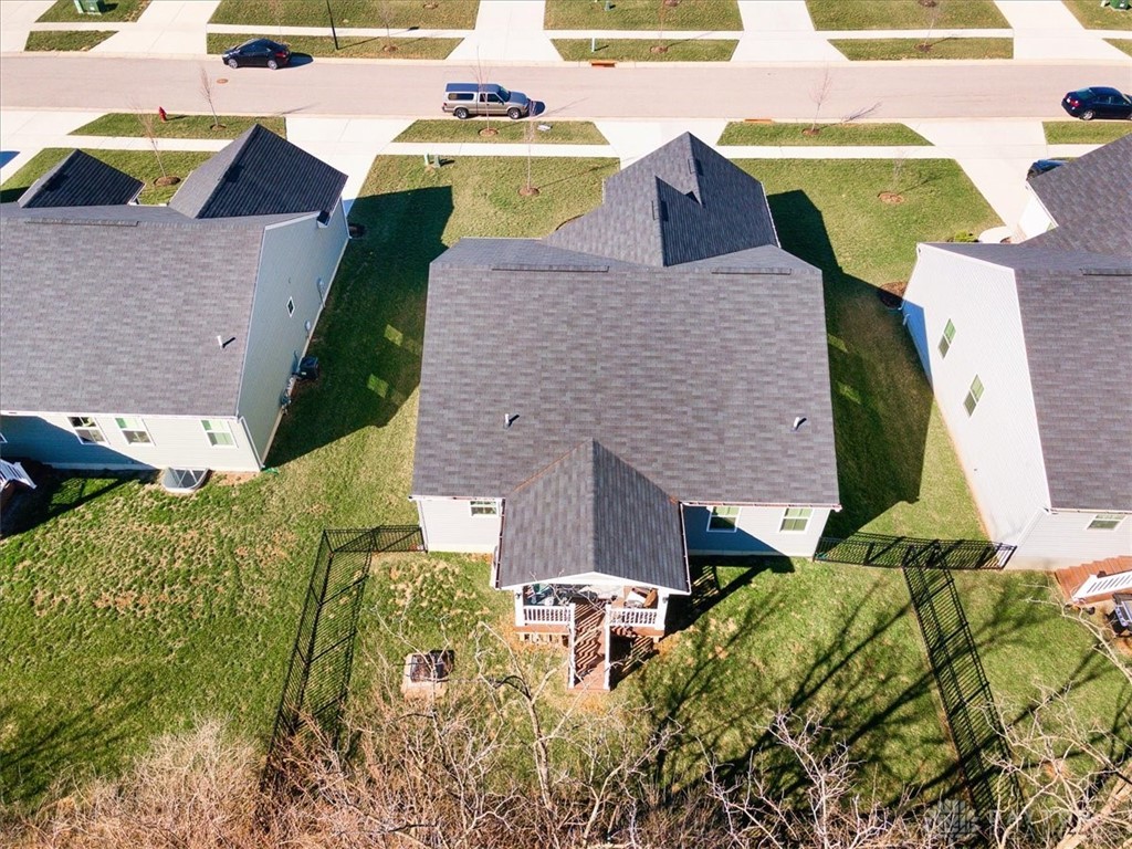 6655 Crystal Harbour Drive, Middletown, Ohio image 41