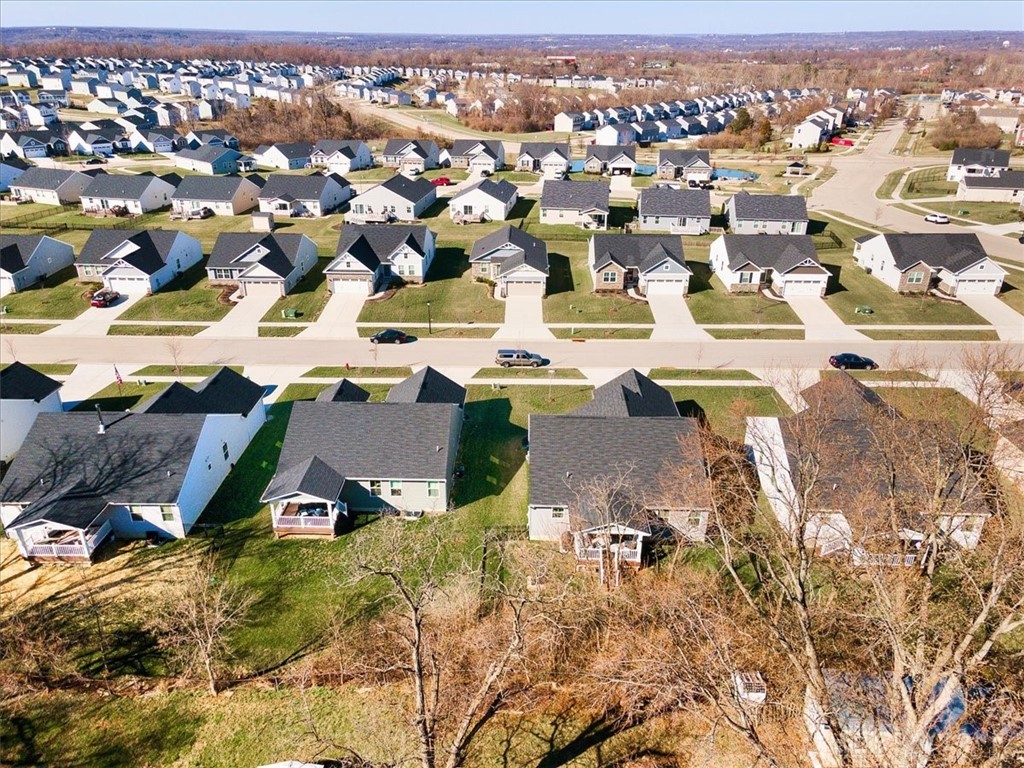 6655 Crystal Harbour Drive, Middletown, Ohio image 42