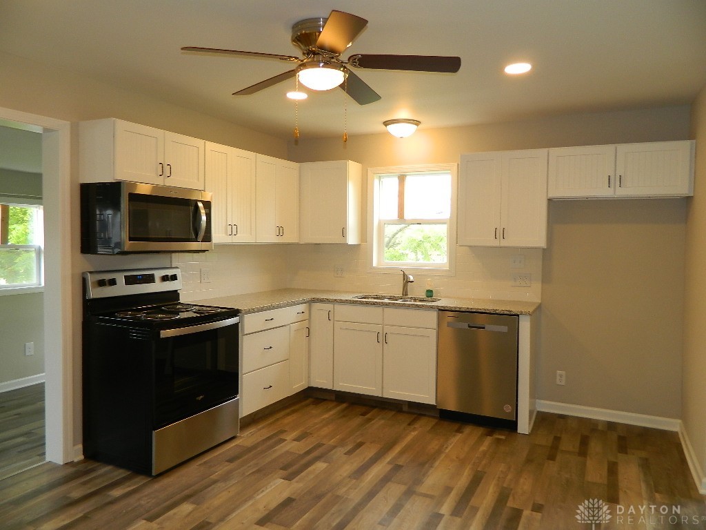 16 W Walnut Street, Jeffersonville, Ohio image 10